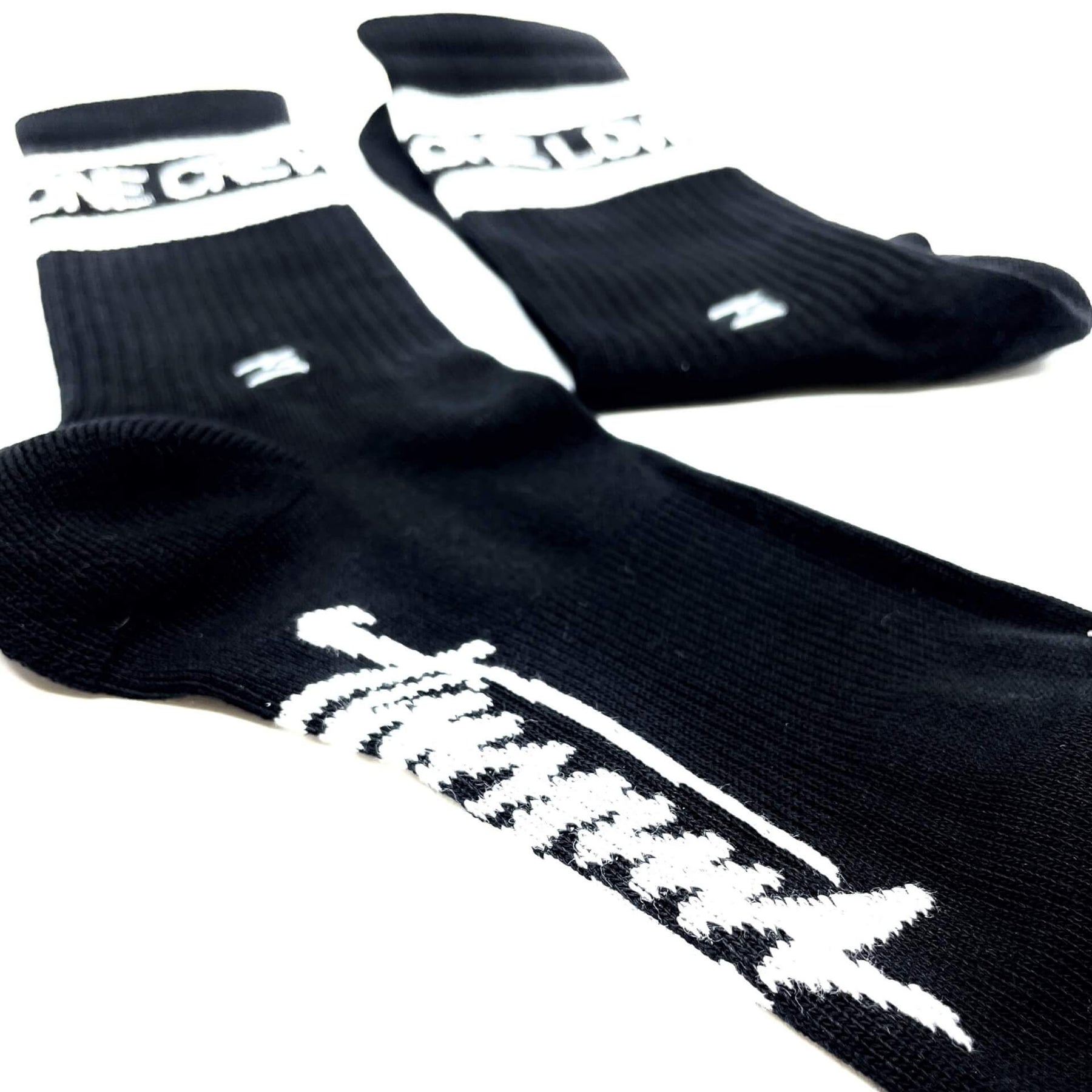 Socken - Crew Socks - TFNSPNT® - schwarz/weiß